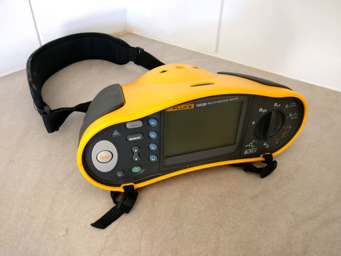 Тестер электроустановок Fluke 1653B