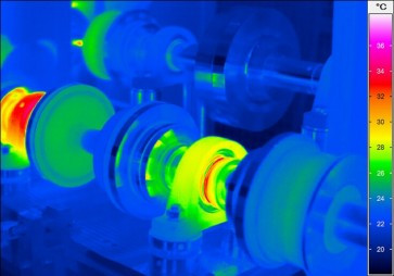 VarioCAM HD research 700 тепловизор